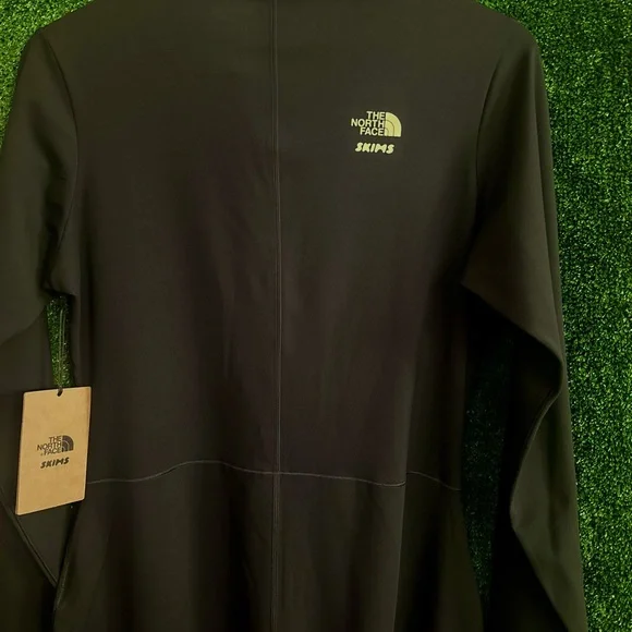 THE NORTH FACE X SKIMS REFINA BODYSUIT - New with Tags, Onyx, XXL - Picture 6 of 6